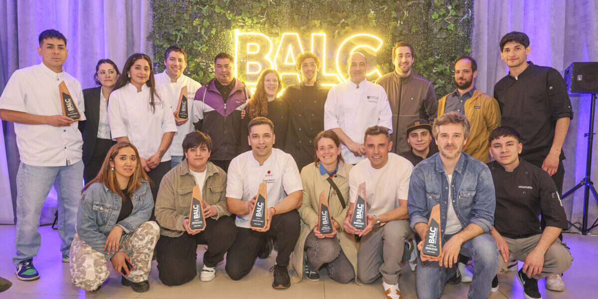 26 ENTREGA DE PREMIOS todos los ganadores -48